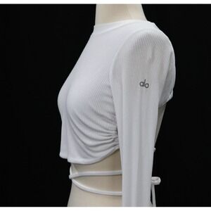 Alo Yoga Long Sleeve Tie-Waist Crop Top Women XS White Ribbed Open Back Manifest